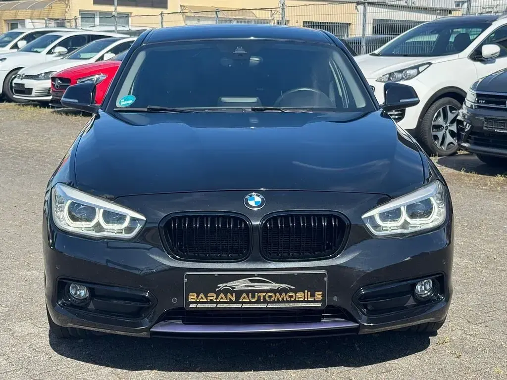 Gebraucht BMW 120 Sport Line 190 PS (139 kW) 2016 Schwarz Kleinwagen