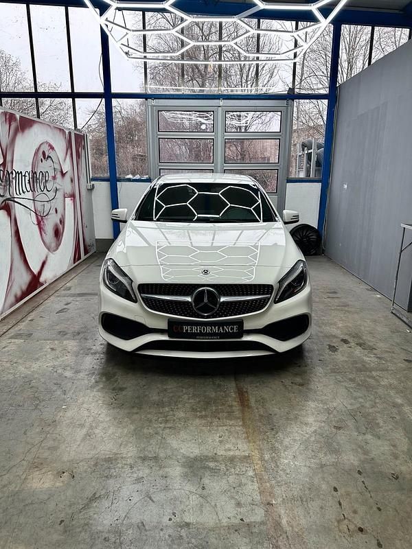 Gebraucht Mercedes A220 AMG 177 PS (130 kW) 2017 Weiß Limousine