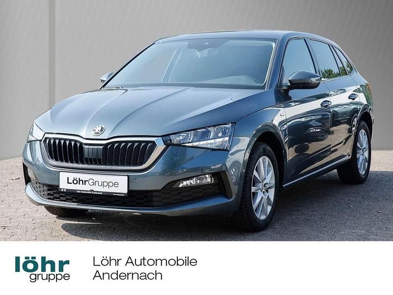 Grau Gebraucht 2021 Skoda Scala Ambition Kleinwagen | 17.980 € (Fairer Preis) - Bild 1/4