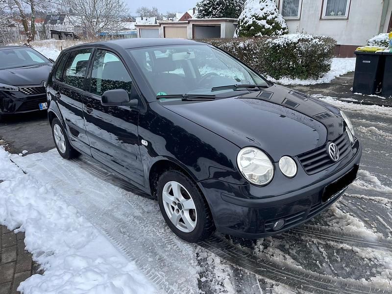 Gebraucht VW Polo 75 PS (55 kW) 2002 Schwarz Kleinwagen