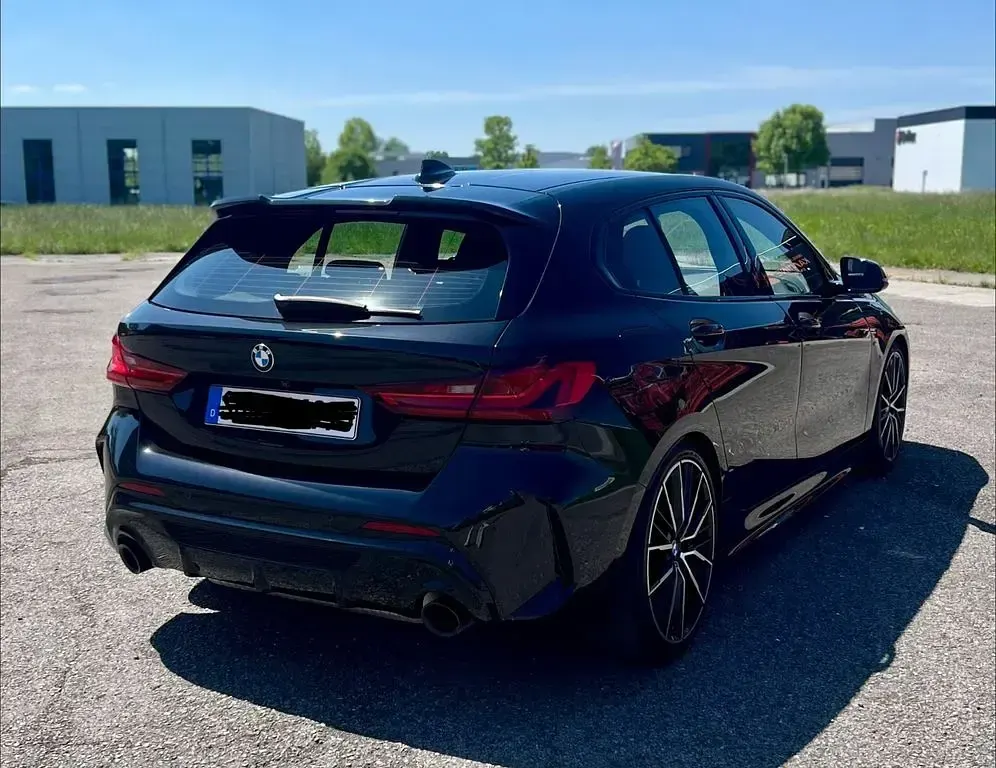 Używany BMW M135 Performance 306 KM (225 kW) 2022 Czarny Hatchback