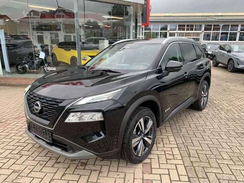 Schwarz Gebraucht 2025 Nissan X-Trail N-Connecta SUV | 43.495 € (Teuer) - Bild 1/4