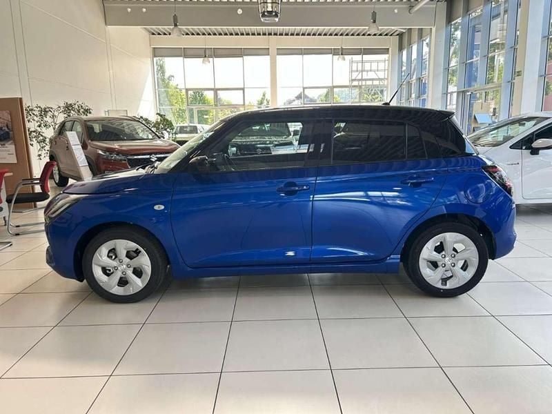 Neu Suzuki Swift Comfort 83 PS (61 kW) 2025 Frontier/super black pearl Kleinwagen