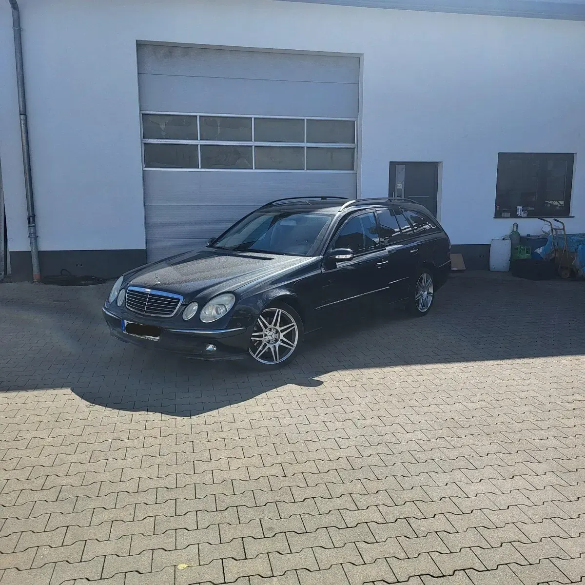 Brugt Mercedes E280 Avantgarde 177 HK (130 kW) 2004 Blå Stationcar