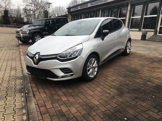 Silber Gebraucht 2019 Renault Clio IV Intens Kleinwagen | 8.699 € (Guter Preis) - Bild 1/4