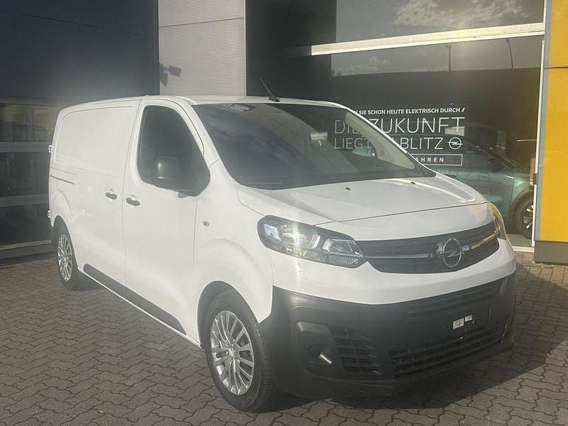 Gebraucht Opel Vivaro 120 PS (88 kW) 2022 Weiß Van / Kleinbus