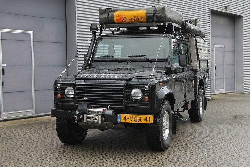 Gebraucht Land Rover Defender S 122 PS (89 kW) 2010 Schwarz SUV