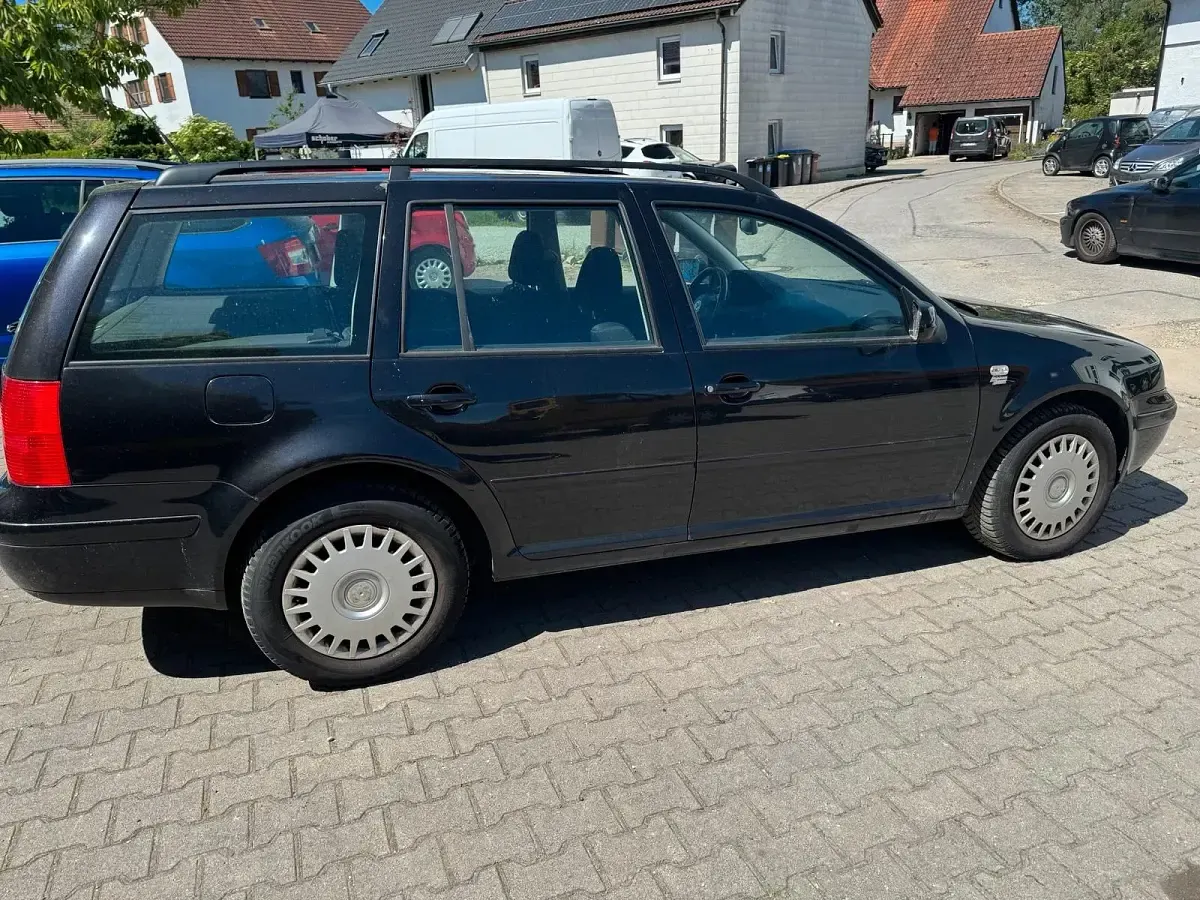 Gebraucht VW Bora 115 PS (84 kW) 2000 Schwarz Kombi