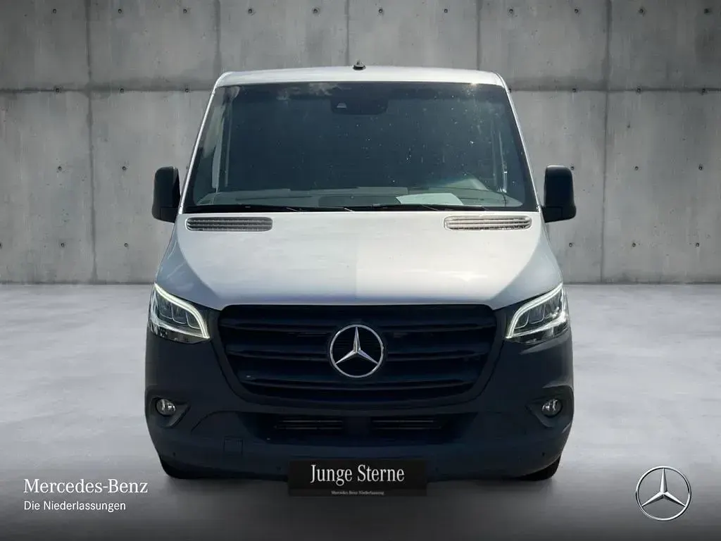 Gebraucht Mercedes Sprinter 143 PS (105 kW) 2021 Silber Van