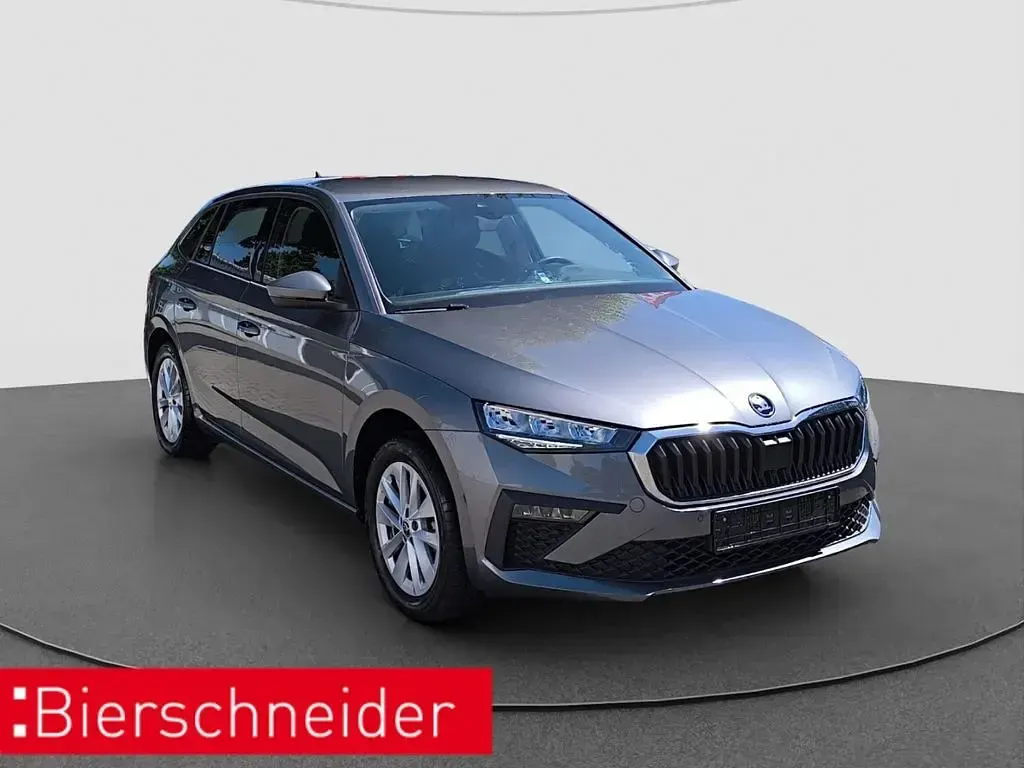 Gebraucht Skoda Scala Drive 116 PS (85 kW) 2025 Grau Kleinwagen