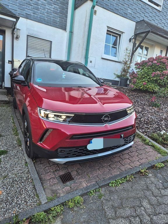 Rot Gebraucht 2022 Opel Mokka Ultimate SUV | 19.400 € (Guter Preis) - Bild 1/3