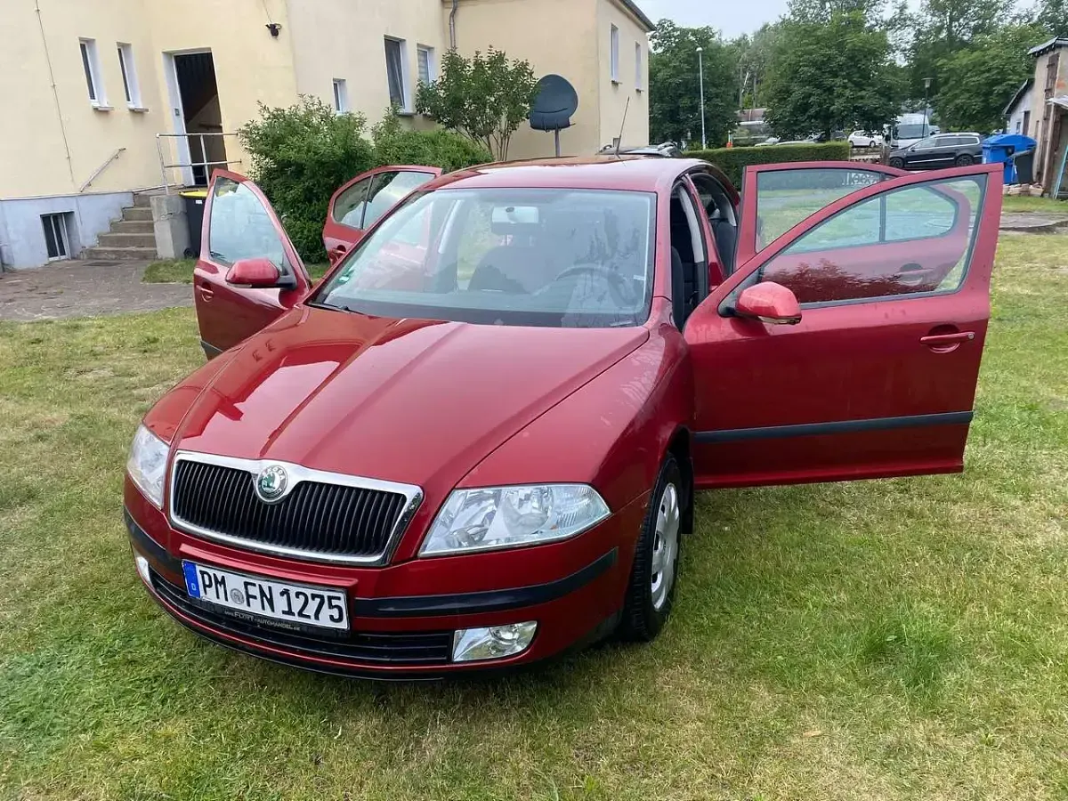 Gebraucht Skoda Octavia 102 PS (75 kW) 2005 Rot Limousine