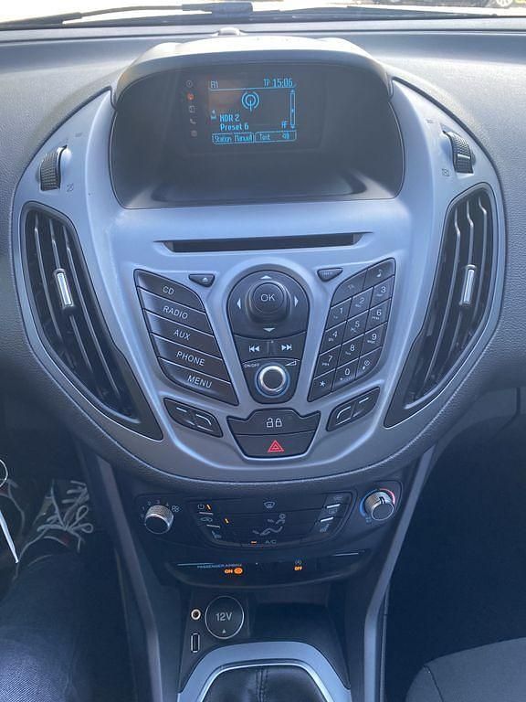 Gebraucht Ford B-MAX SYNC Edition 101 PS (74 kW) 2014 Magneticgrau Van / Kleinbus