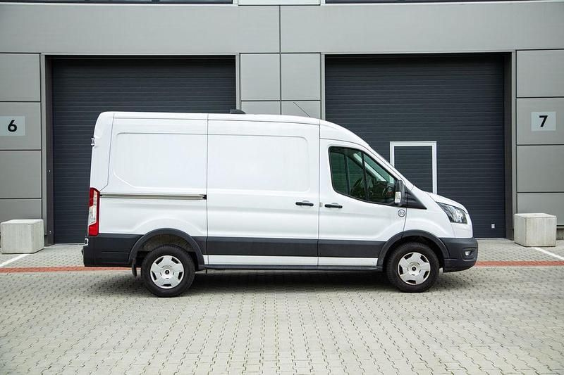 Gebraucht Ford Transit Trend 105 PS (77 kW) 2024 Weiß Limousine