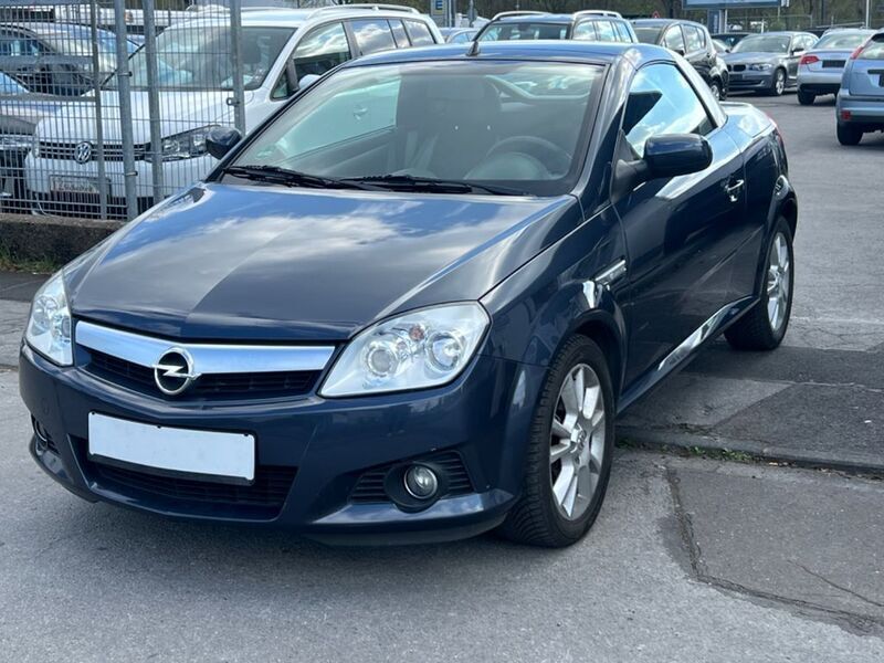 Grau Gebraucht 2007 Opel Tigra Edition Cabrio | 3.250 € (Fairer Preis) - Bild 1/4