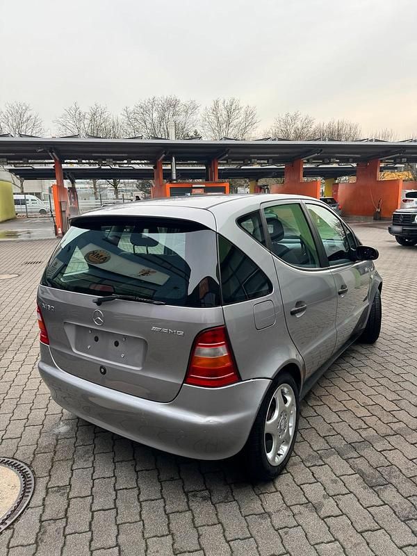 Gebraucht Mercedes A160 102 PS (75 kW) 2000 Silber Kleinwagen