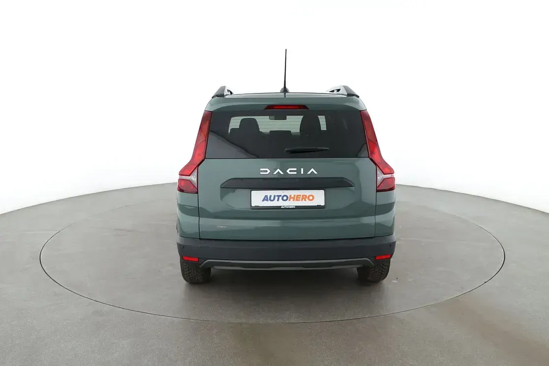 Gebraucht Dacia Jogger Expression 2023 Grün Van / Kleinbus