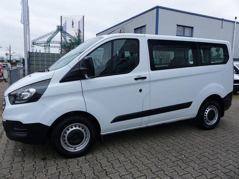 Gebraucht Ford Transit Custom 105 PS (77 kW) 2019 Weiß Van / Kleinbus
