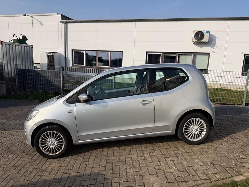 Gebraucht VW up! high up! 75 PS (55 kW) 2012 Silber Kleinwagen