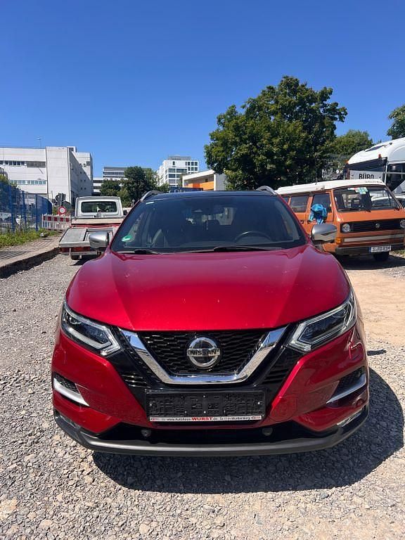 Rot Gebraucht 2019 Nissan Qashqai Tekna+ SUV | 17.999 € (Guter Preis) - Bild 1/4