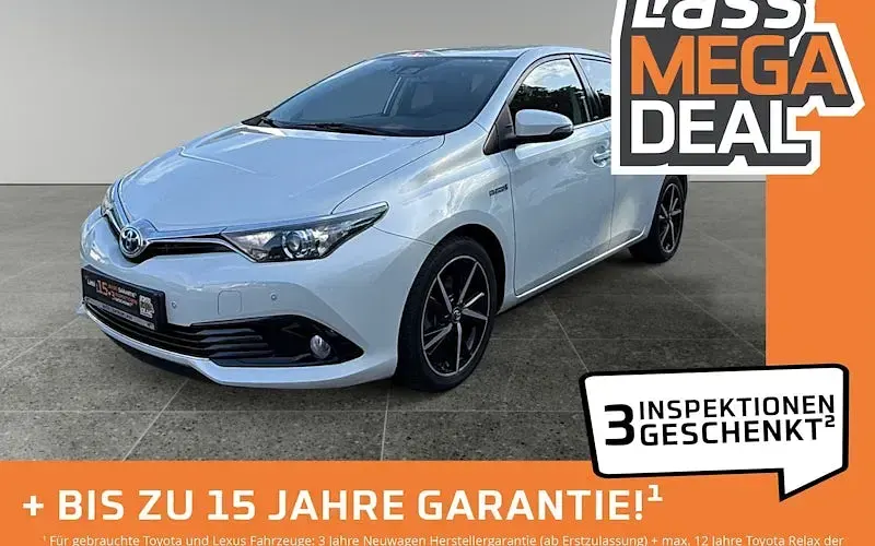 Gebraucht Toyota Auris Hybrid Team 136 PS (100 kW) 2017 Limousine