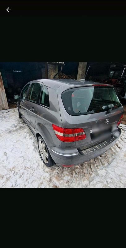 Gebraucht Mercedes B200 136 PS (100 kW) 2010 Grau Van / Kleinbus