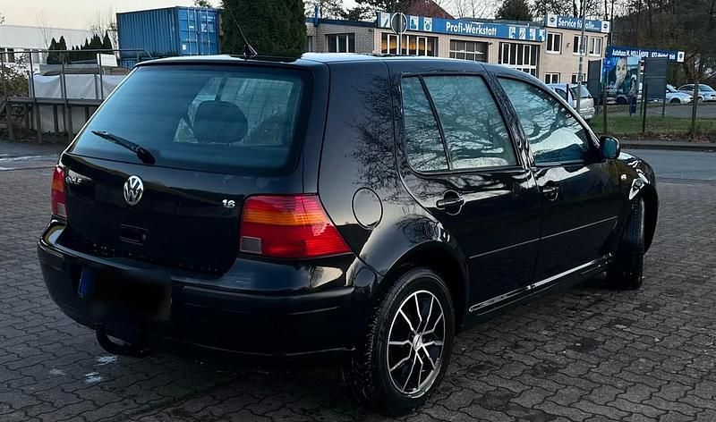 Gebraucht VW Golf IV 105 PS (77 kW) 2001 Schwarz Limousine