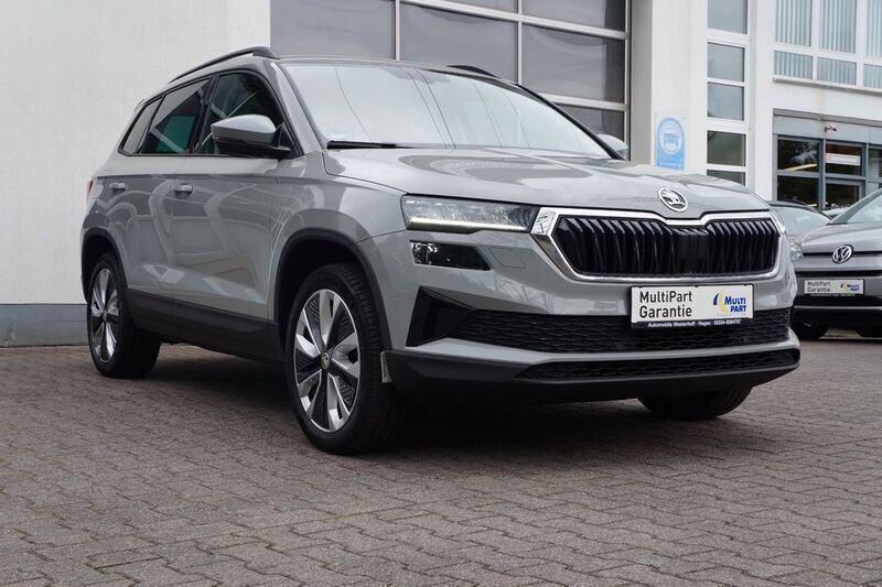 Grau Gebraucht 2022 Skoda Karoq Style SUV | 22.500 € (Fairer Preis) - Bild 1/4