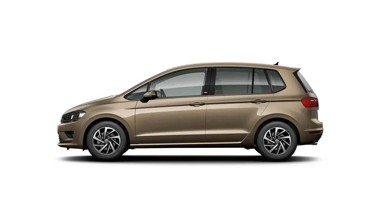Second-hand VW Golf VII Sound 116 CP (85 kW) 2017 Galben Berlinǎ