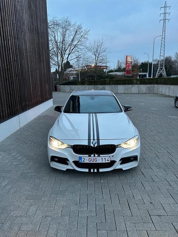 Gebraucht BMW 335 Performance 306 PS (225 kW) 2012 Weiß Limousine