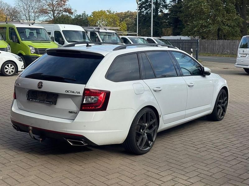 Gebraucht Skoda Octavia RS 184 PS (135 kW) 2018 Weiß Kombi