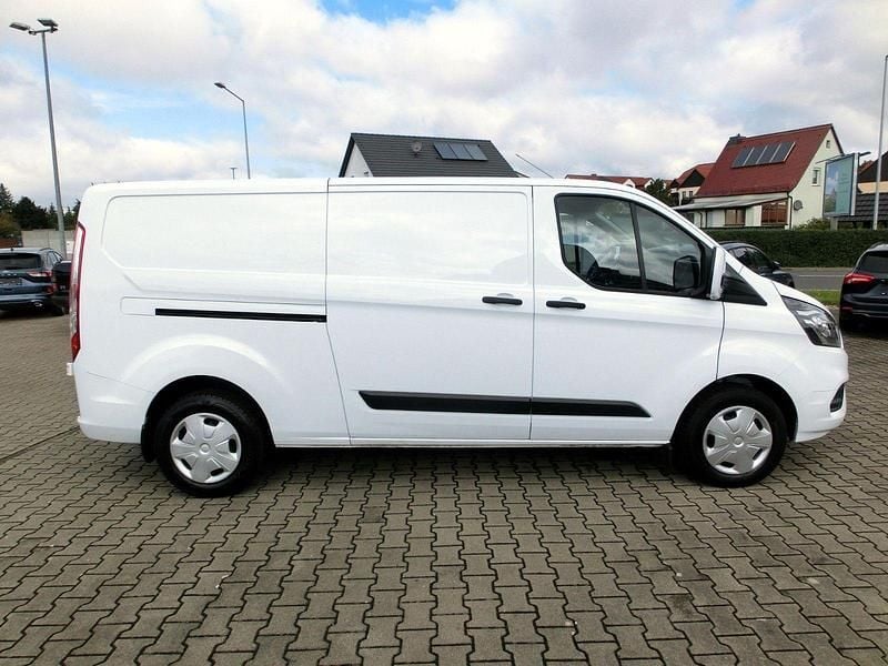 Gebraucht Ford Transit Custom Trend 131 PS (96 kW) 2021 Frostweiß Van