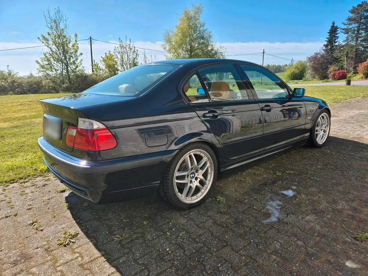 Gebraucht BMW 328 193 PS (141 kW) 2002 Schwarz Limousine