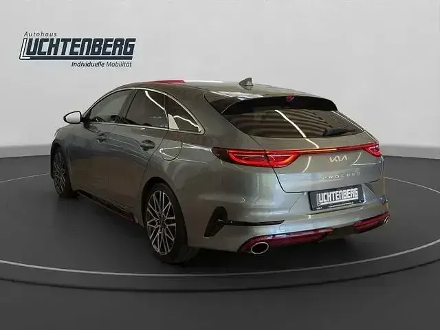 Gebraucht Kia ProCeed GT 204 PS (150 kW) 2024 Silber Kombi