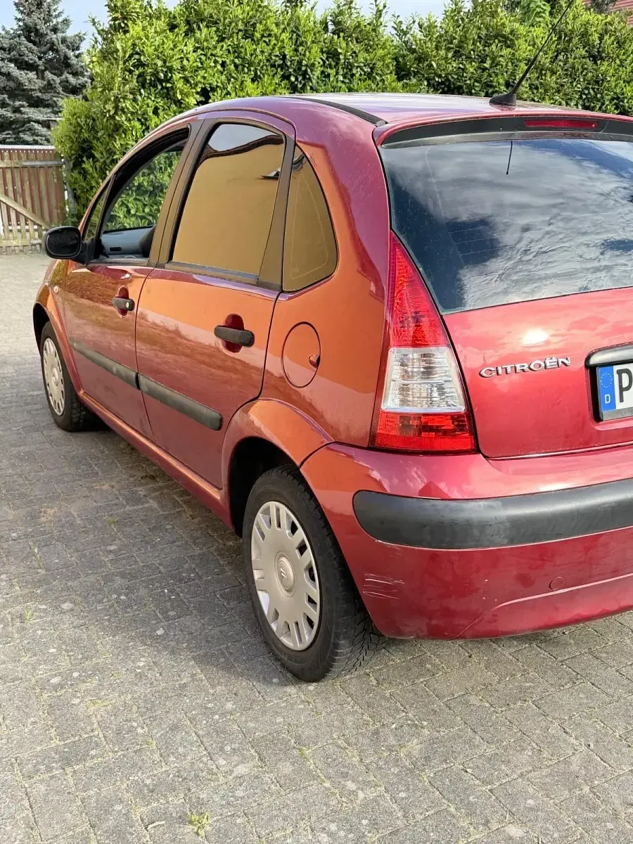 Gebraucht Citroën C3 60 PS (44 kW) 2007 Rot Limousine