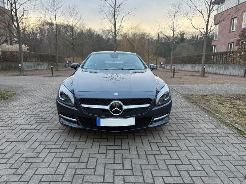 Grau Gebraucht 2013 Mercedes SL350 Cabrio | 37.900 € (Fairer Preis) - Bild 1/4