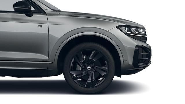 Gebraucht VW Touareg R-line 286 PS (210 kW) 2025 Siliziumgrau metallic (metallic) SUV