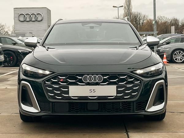 Gebraucht Audi S5 Ambiente 367 PS (269 kW) 2025 Grün (individuallackierungen audi exclusive tiefgrü) Kombi