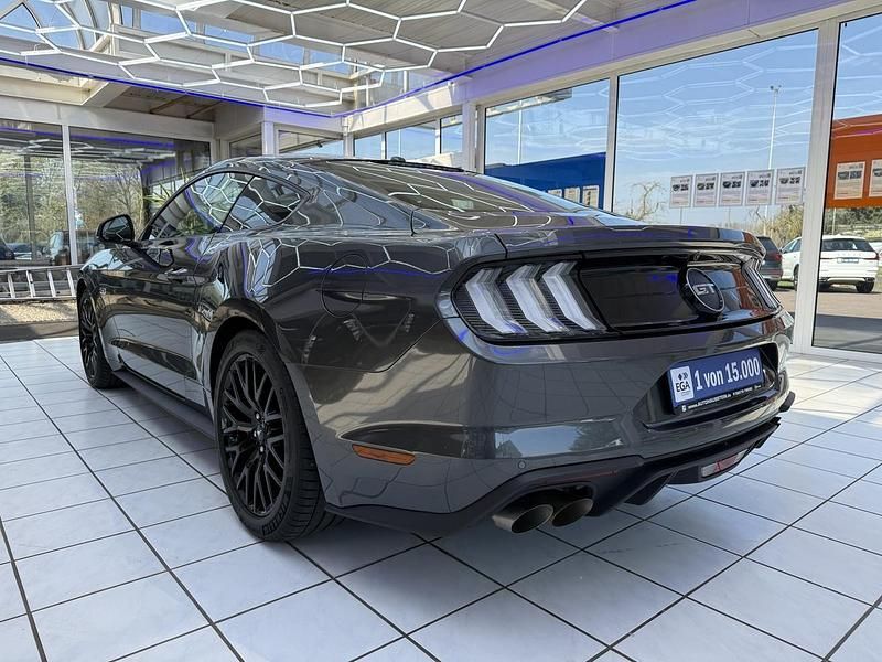 Gebraucht Ford Mustang GT Fastback 449 PS (330 kW) 2020 Grau metallic