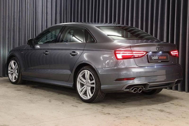 Second-hand Audi A3 Sport 190 CP (139 kW) 2020 Gri Berlinǎ