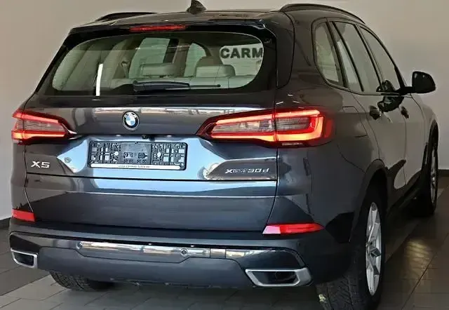 Gebraucht BMW X5 Sport Line 286 PS (210 kW) 2021 Sophistograu brillanteffekt meta (metallic) SUV