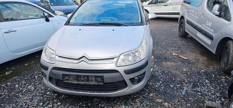 Grau Gebraucht 2009 Citroën C4 Style Limousine | 1.900 € (Guter Preis) - Bild 1/4