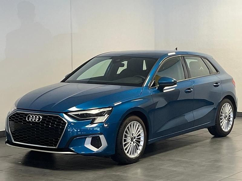 Gebraucht Audi A3 Advanced Plus 150 PS (110 kW) 2023 Blau Limousine