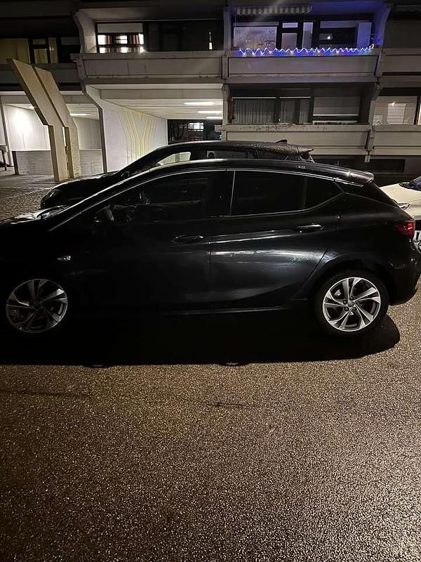 Gebraucht Opel Astra Dynamic 125 PS (91 kW) 2019 Limousine