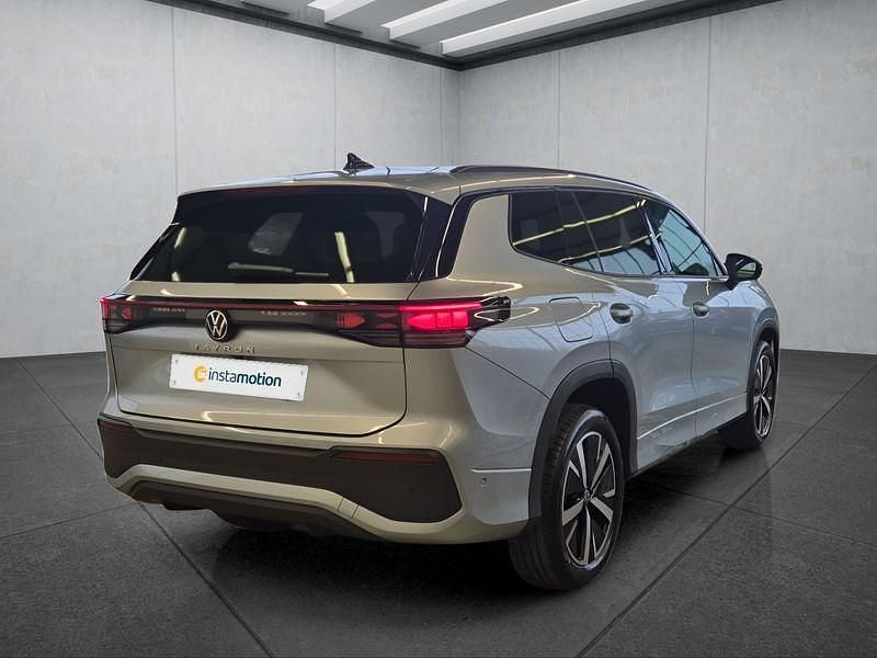 Neu VW Tayron 150 PS (110 kW) 2025 Silber SUV