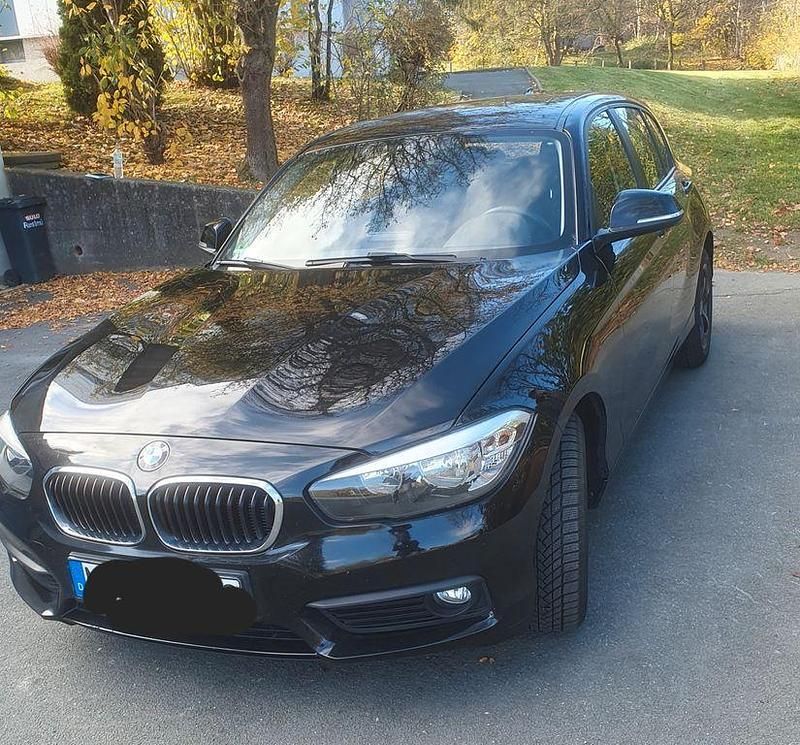 Gebraucht BMW 116 Advantage 109 PS (80 kW) 2017 Schwarz Kleinwagen