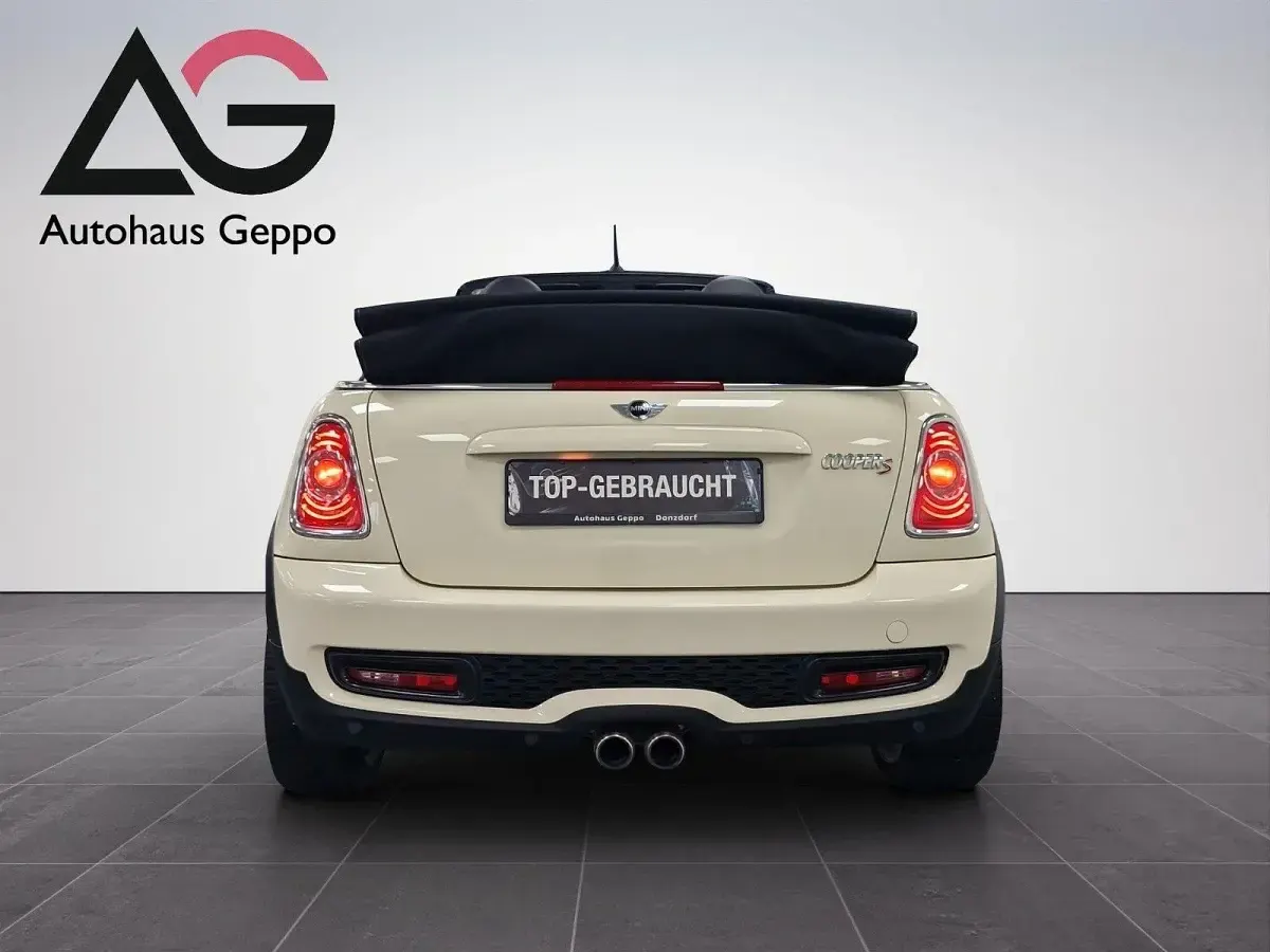 Gebraucht Mini Cooper S Cabriolet 184 PS (135 kW) 2015 Weiß Cabrio