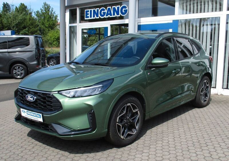Grün Gebraucht 2024 Ford Kuga ST-Line SUV | 31.950 € (Etwas zu teuer) - Bild 1/4