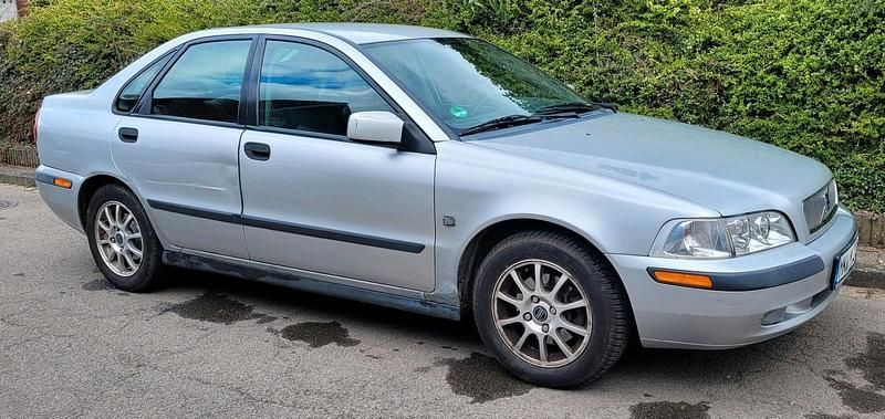 Gebraucht Volvo S40 108 PS (79 kW) 2000 Silber Limousine