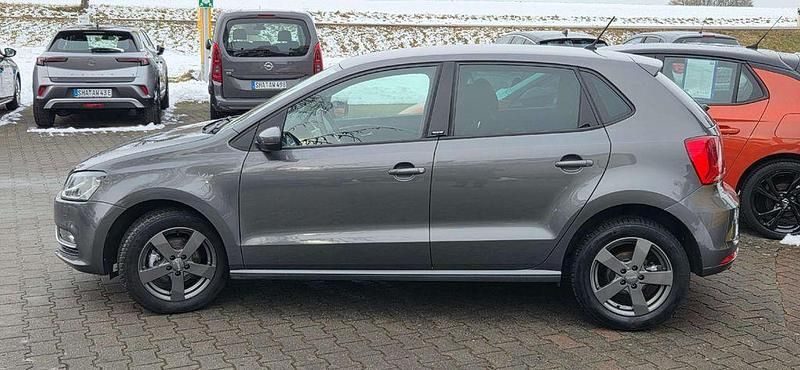 Gebraucht VW Polo Allstar 90 PS (66 kW) 2017 Grau Limousine